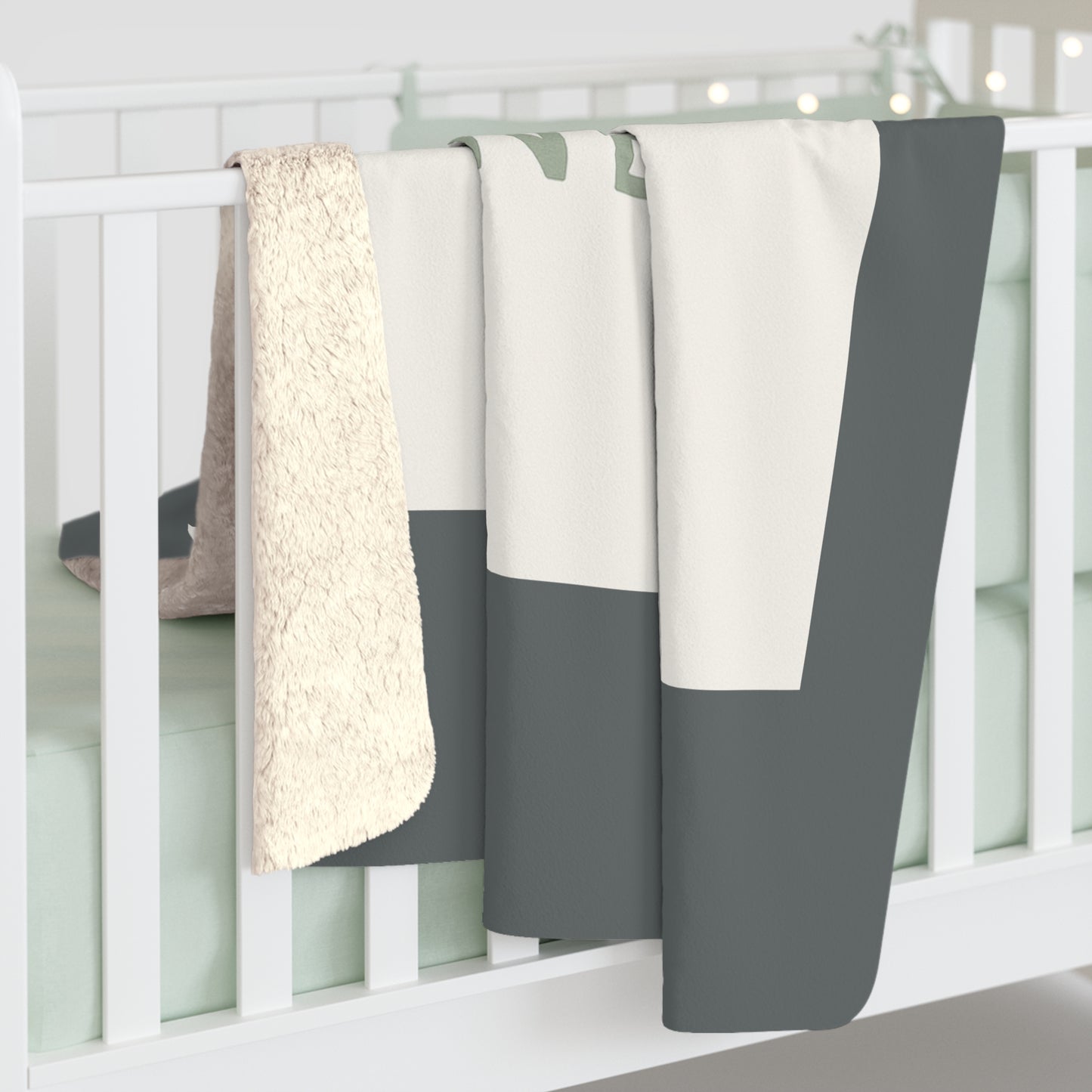 Cozy Sherpa Fleece Blanket for Comfort and Style