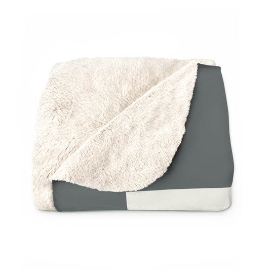 Cozy Sherpa Fleece Blanket for Comfort and Style